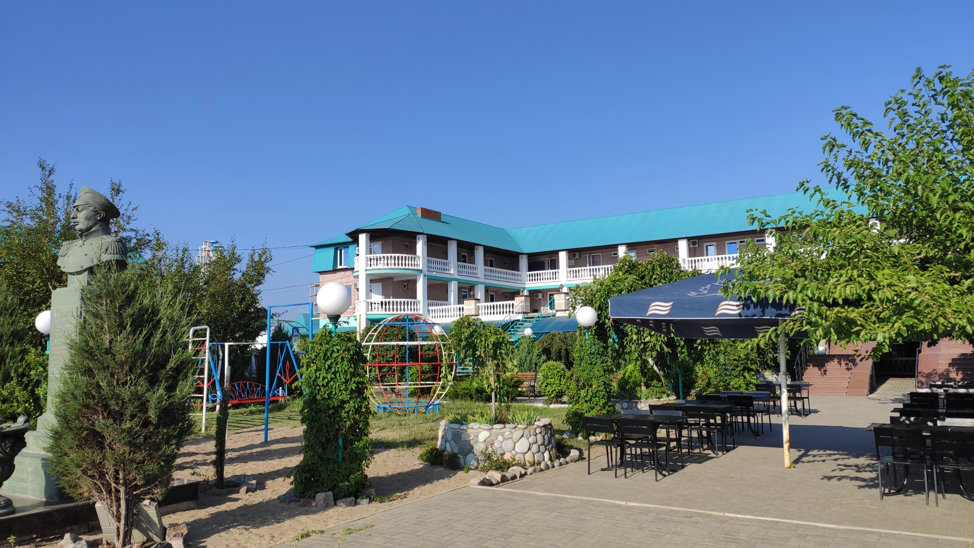 Отель Новинка