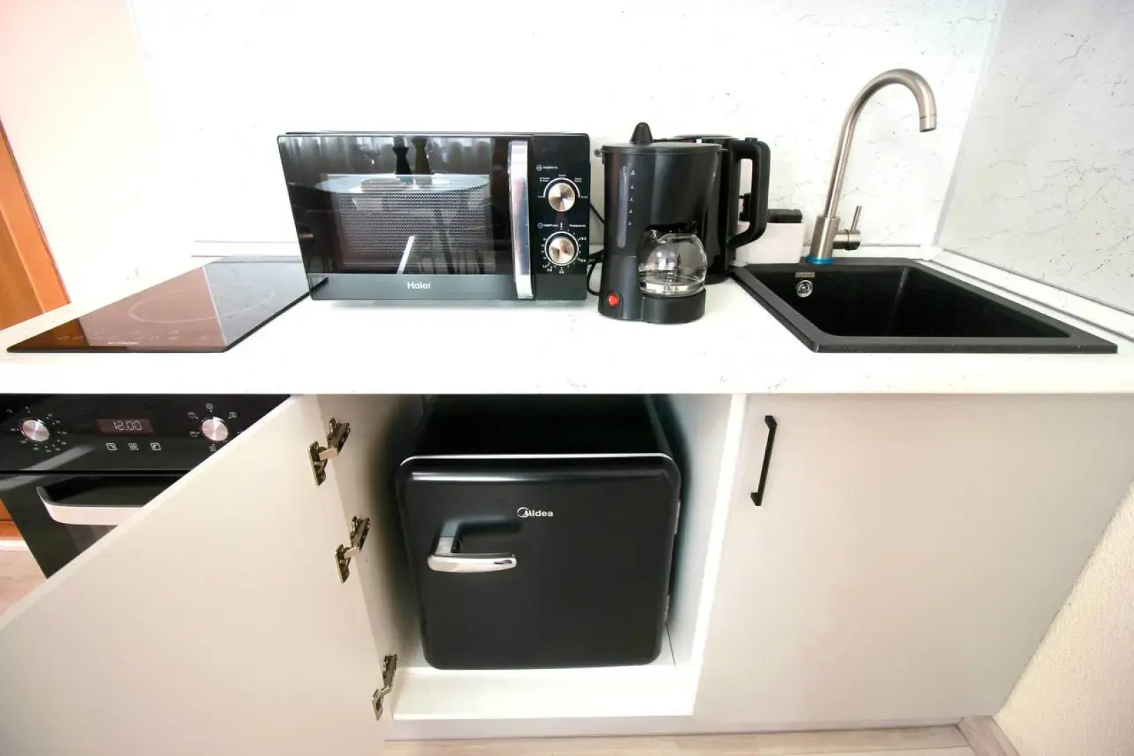 Апартаменты - номер Четыре в Апарт-комплексе Виктория