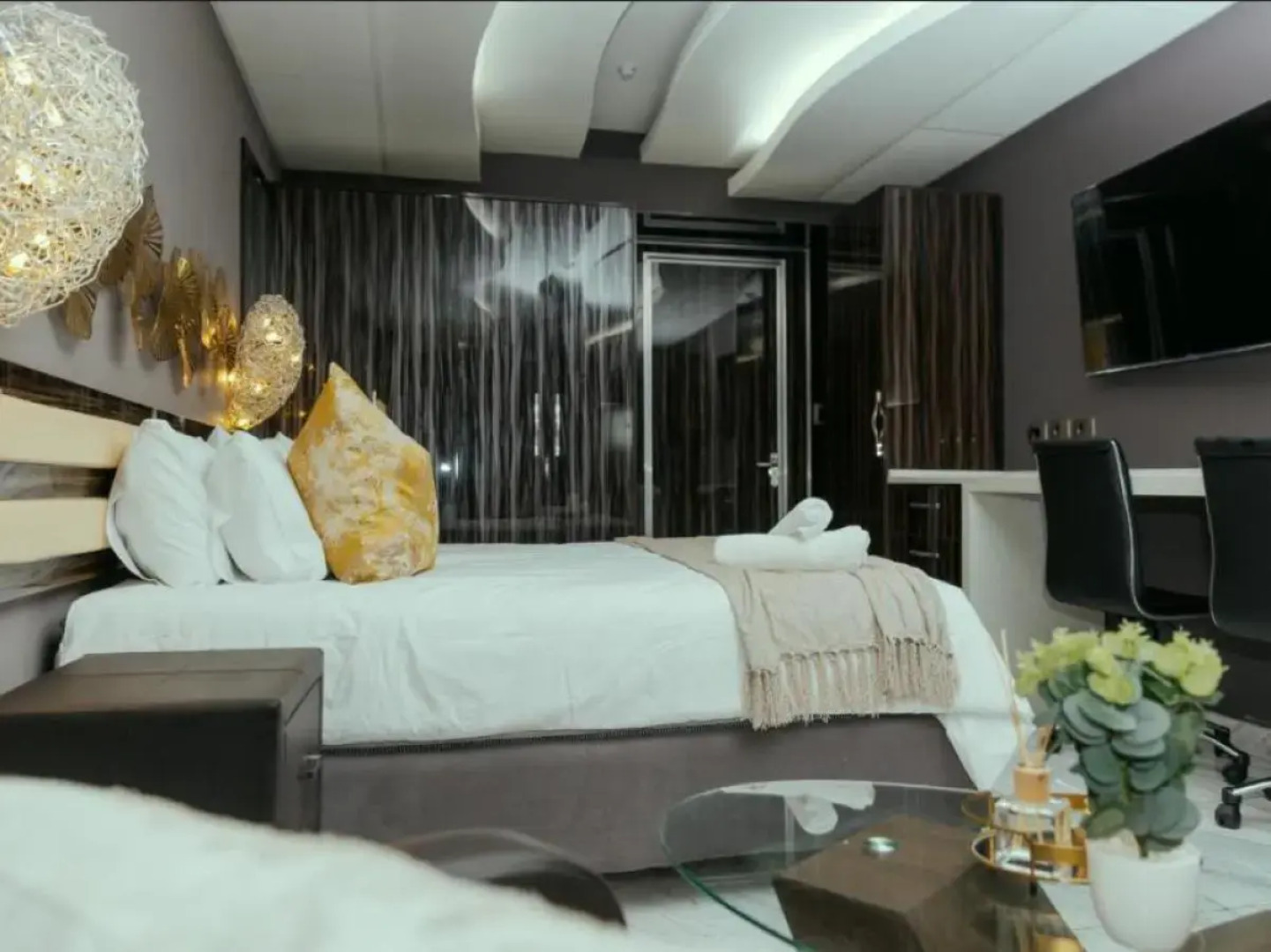 Отель Monte La Vue