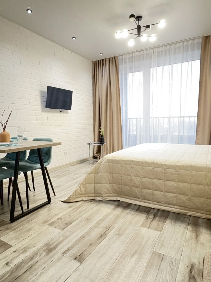 Квартира Уютная студия недалеко от  набережной