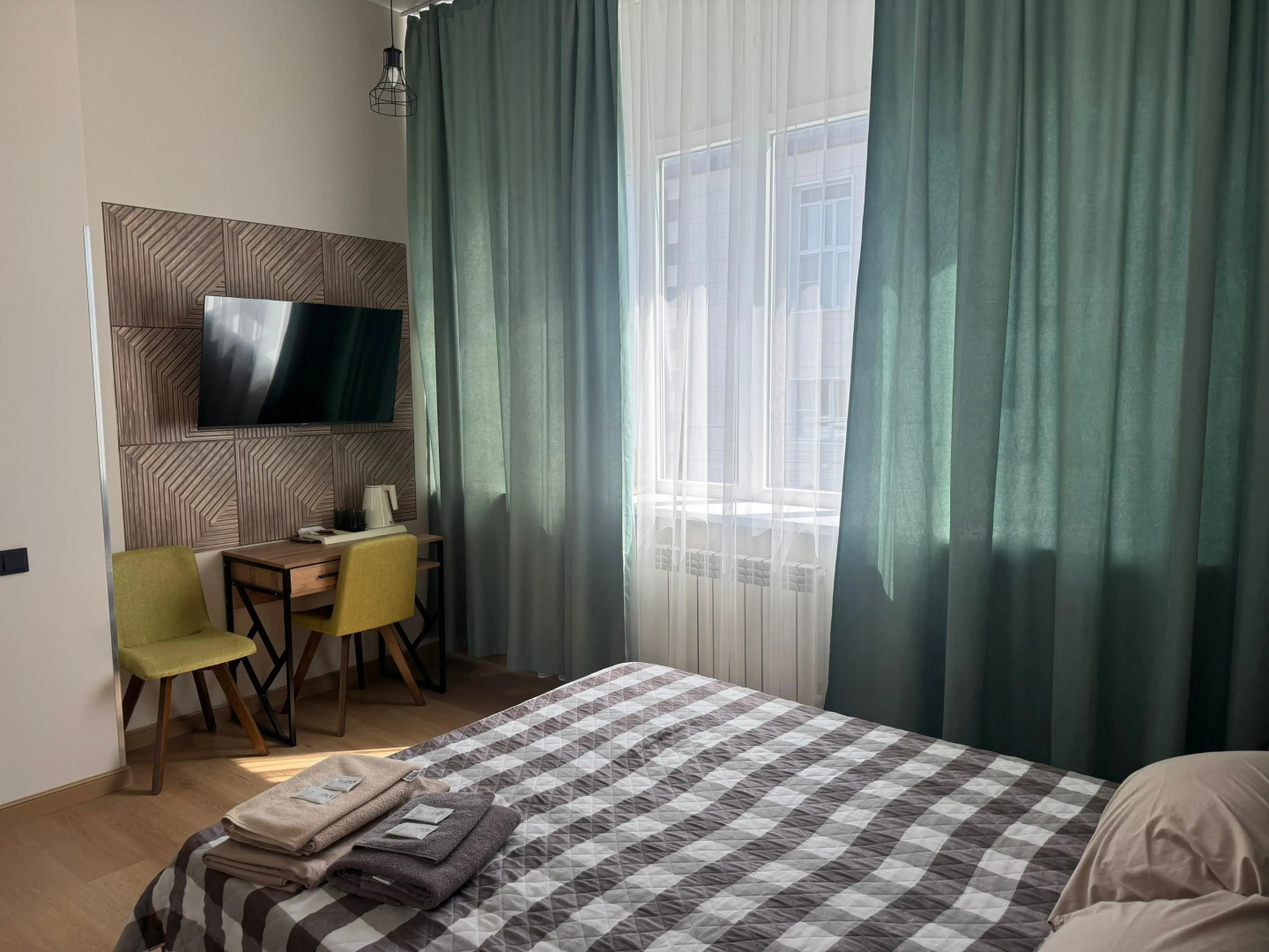 Отель Бобровский