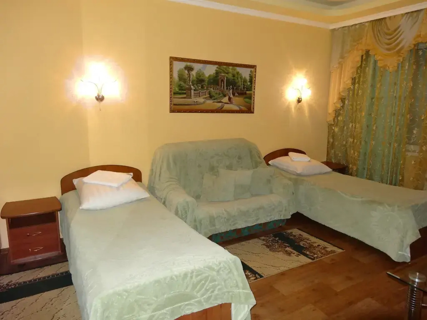 Отель Виктория