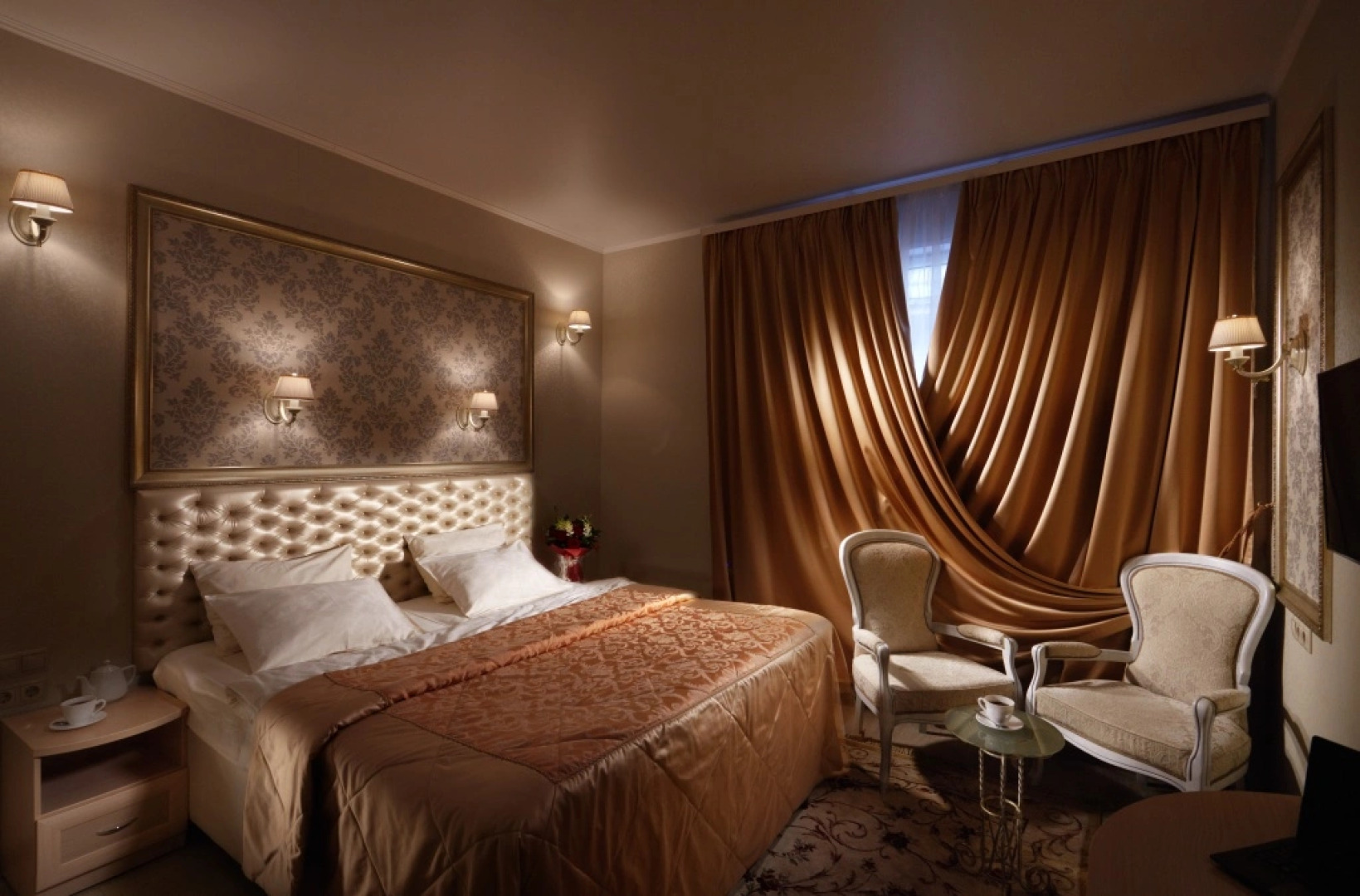 Отель Городской Клевер