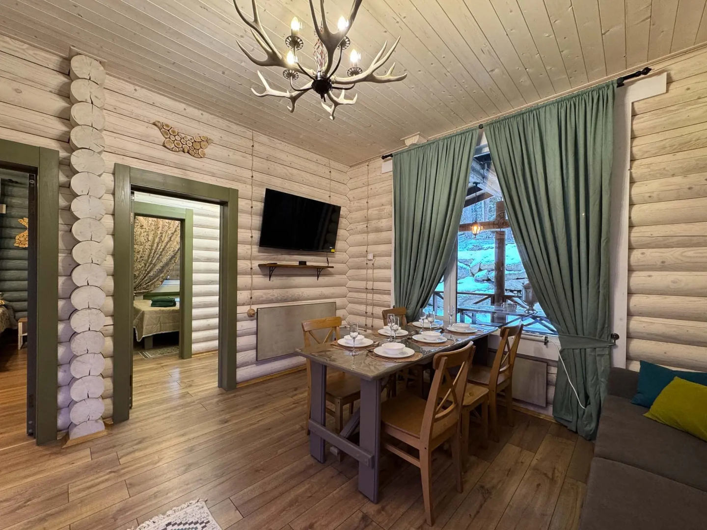 Частный дом У друзей сруб