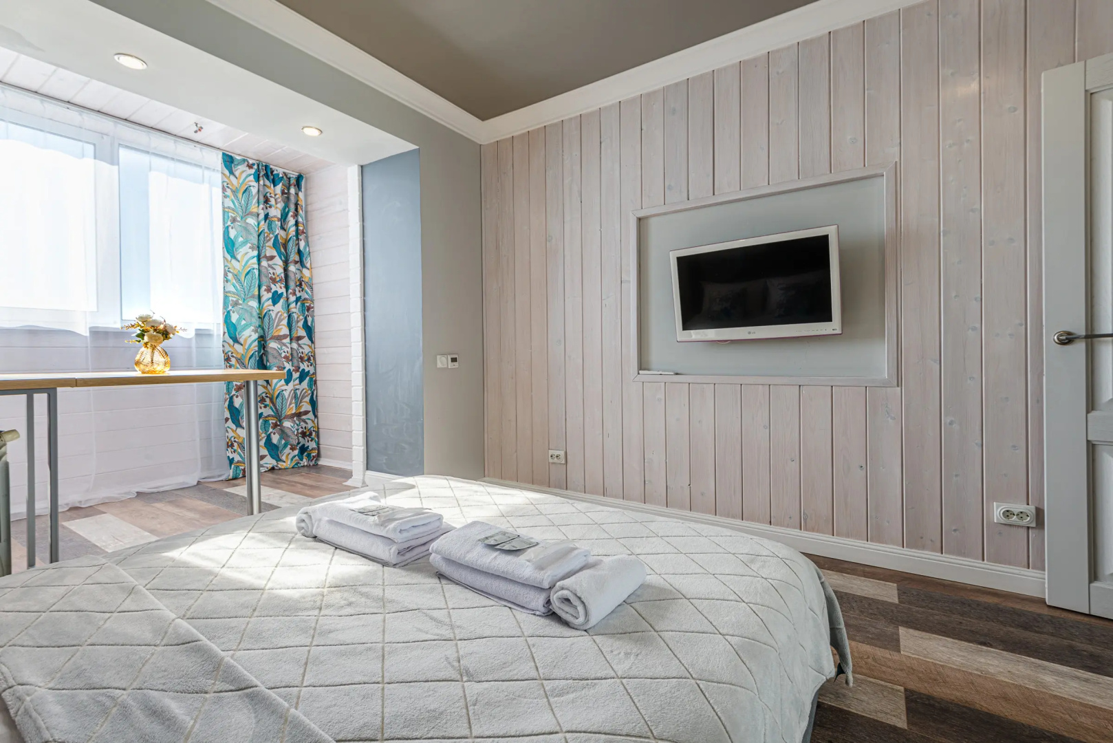 Квартира 3-к в новом мкр. Университет от RentAp, 6 сп.мест