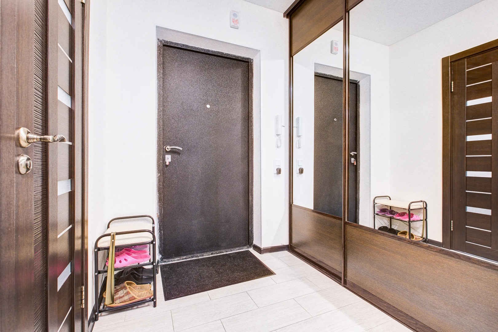 Апартаменты на Переверткина 1/4