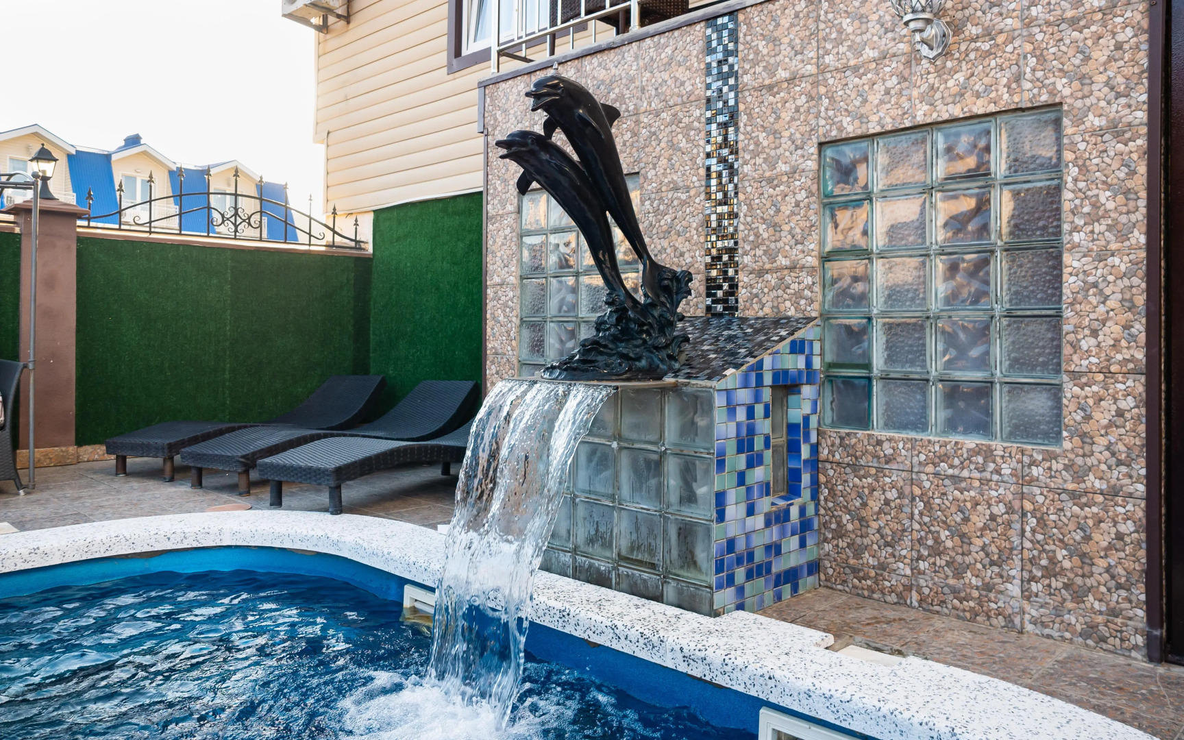 Отель Анютины Глазки