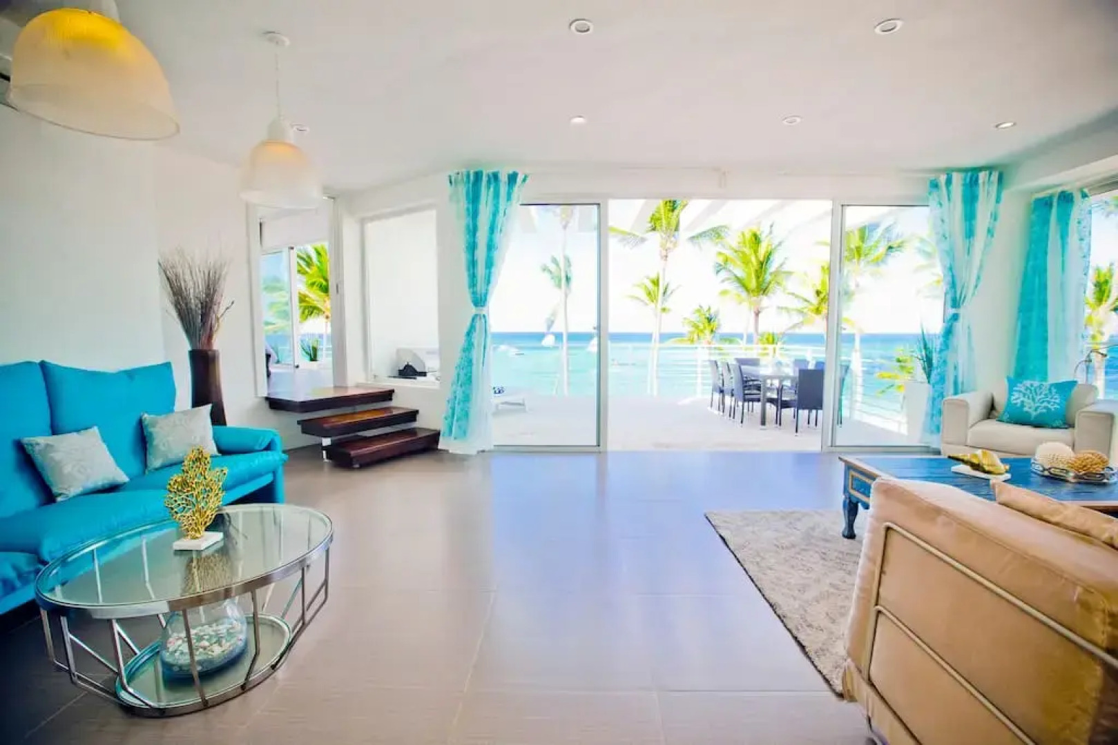 Апартаменты Stunning Ocean View Unique Beach