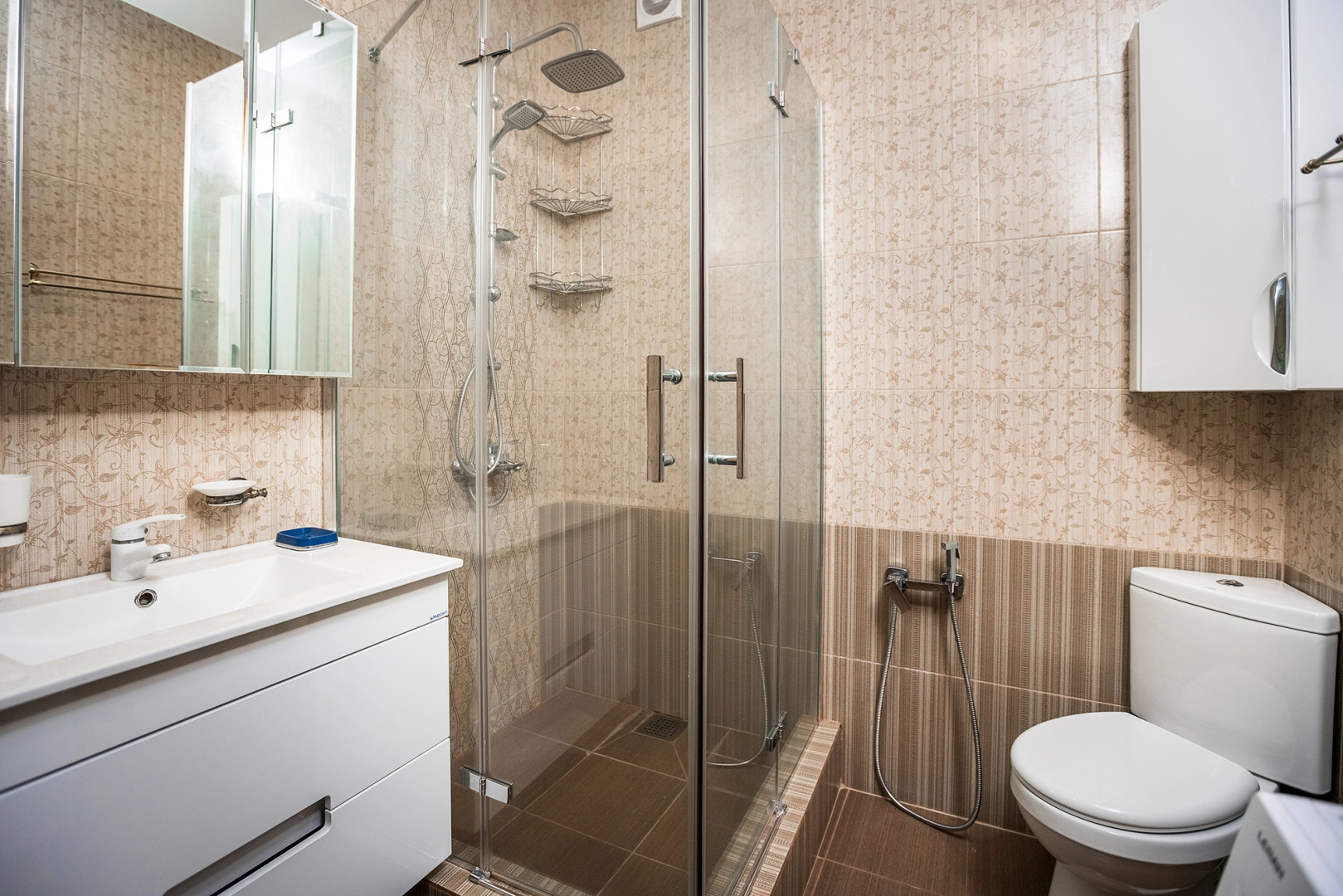 Апартаменты на берегу открытого моря ( Район Толстый мыс )