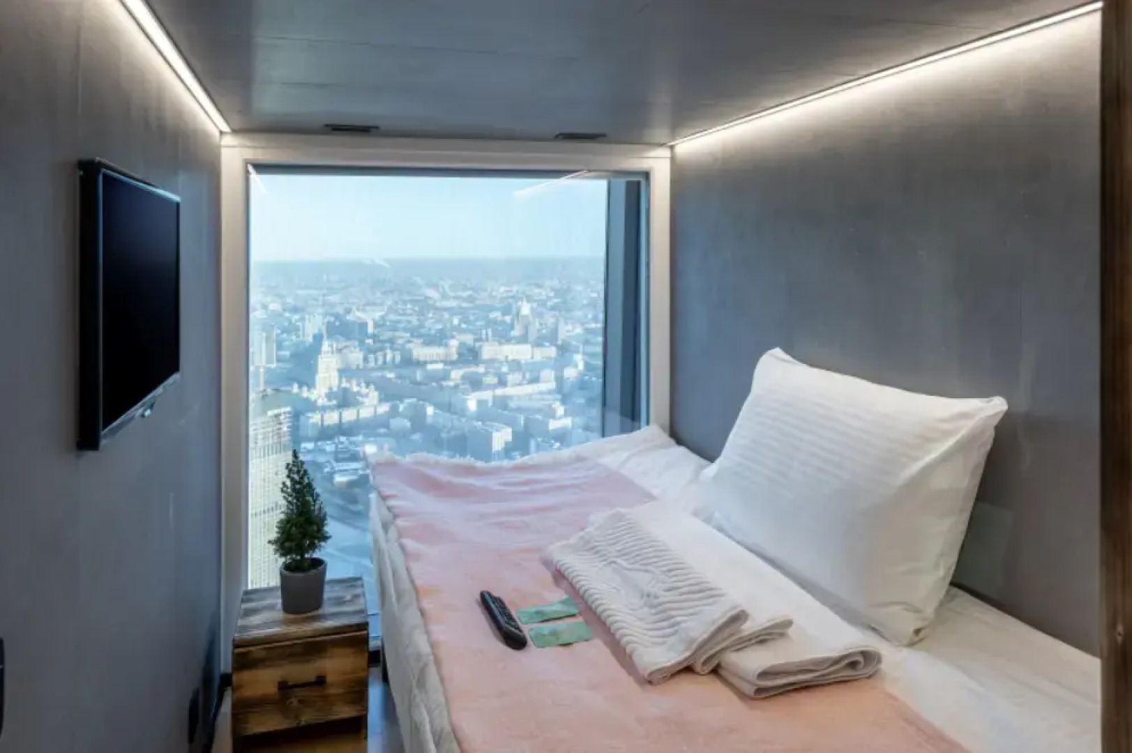 Мини-отель Dot Space 84