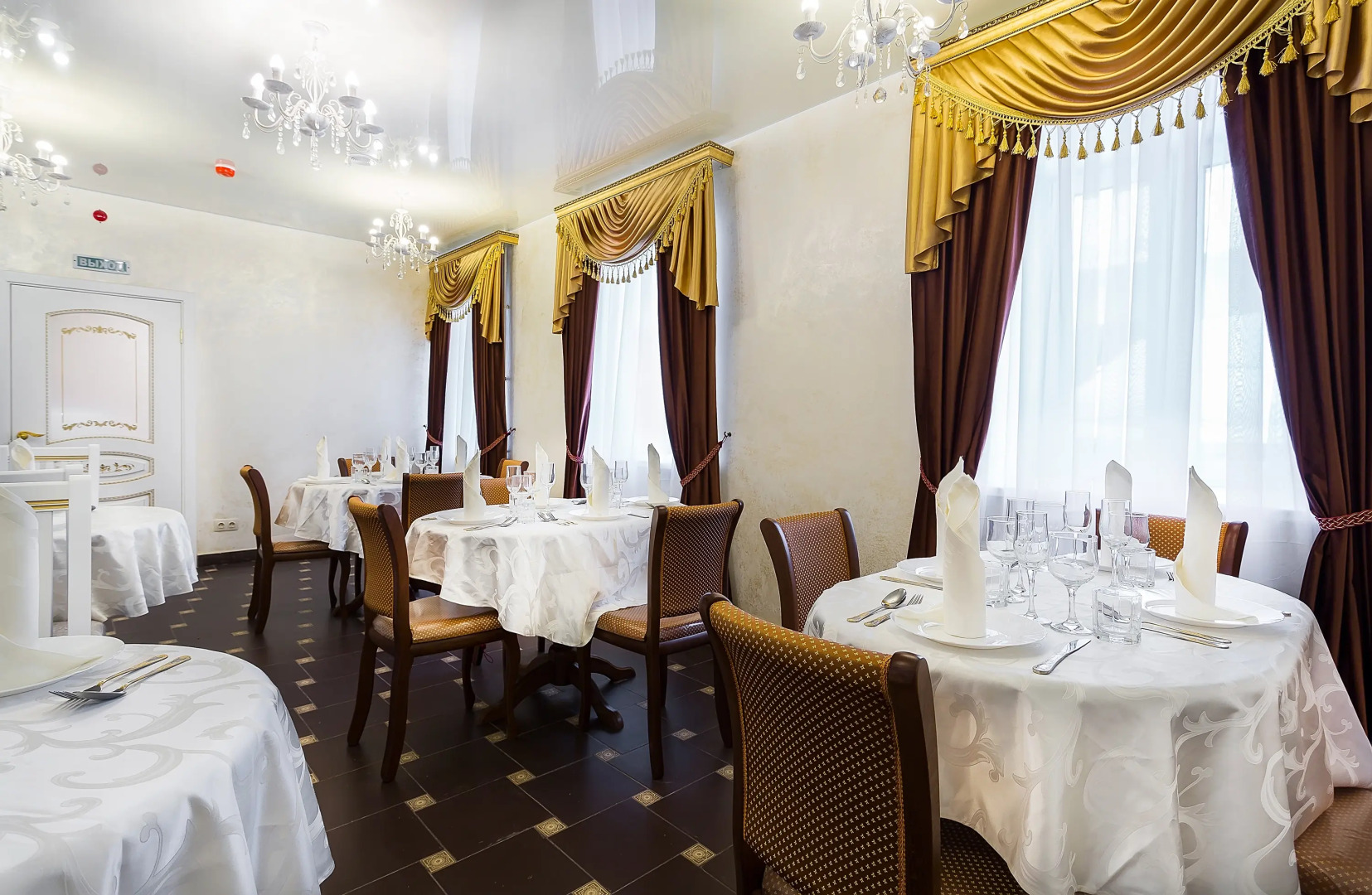 Отель Сан-Ремо