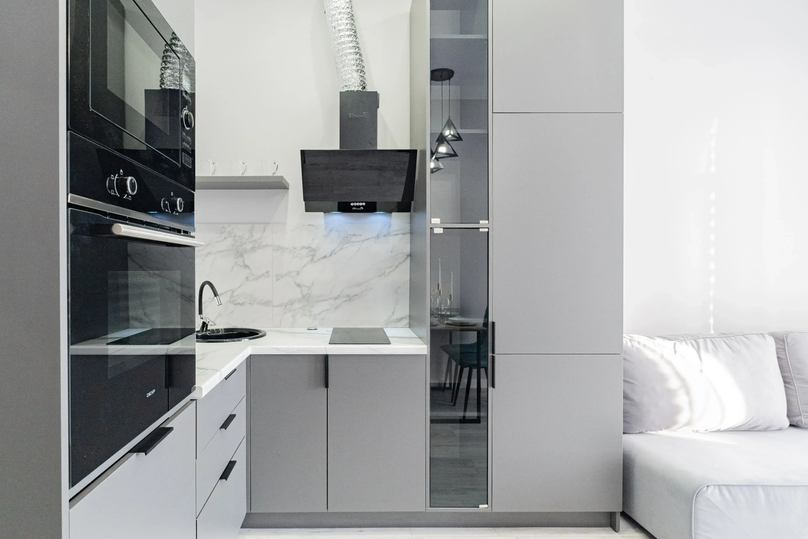 Апартаменты Петровские на Кандинского 1