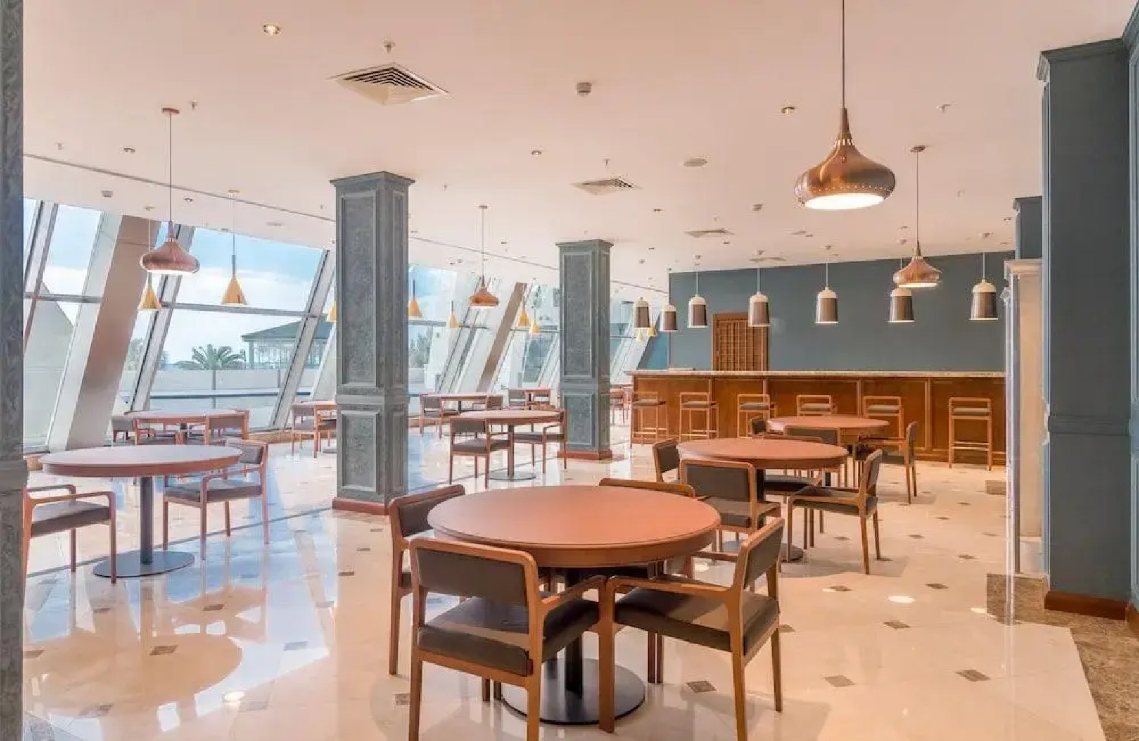 The Grand Gloria Отель