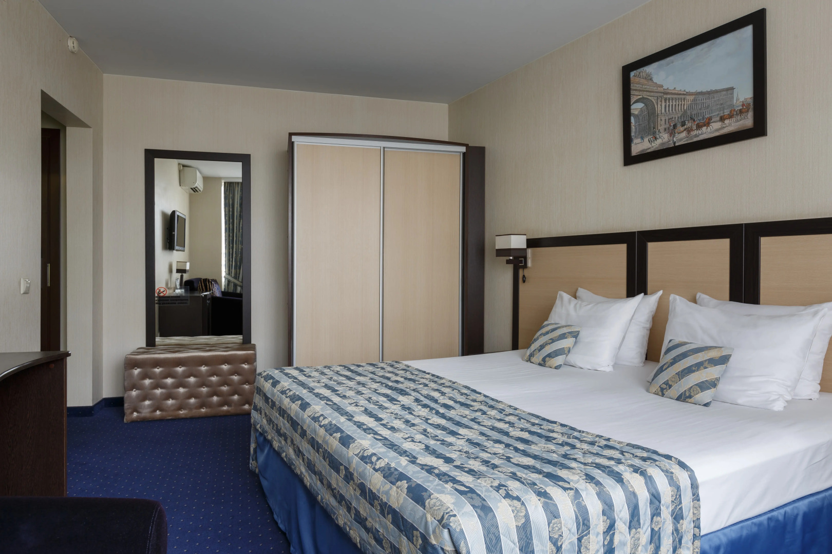 Отель Статский Советник на Загородном