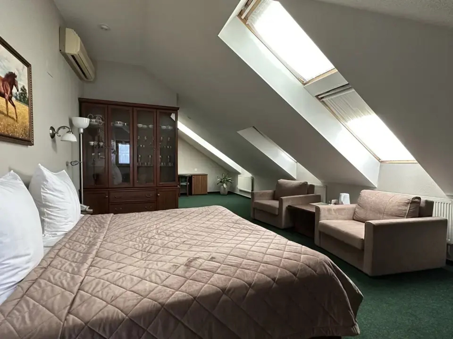 Отель Мономах