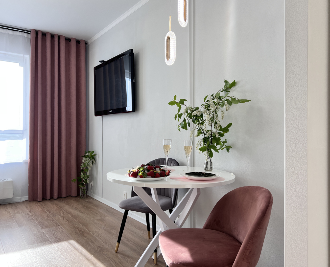 Квартира Пыльная роза в ЖК Московский квартал