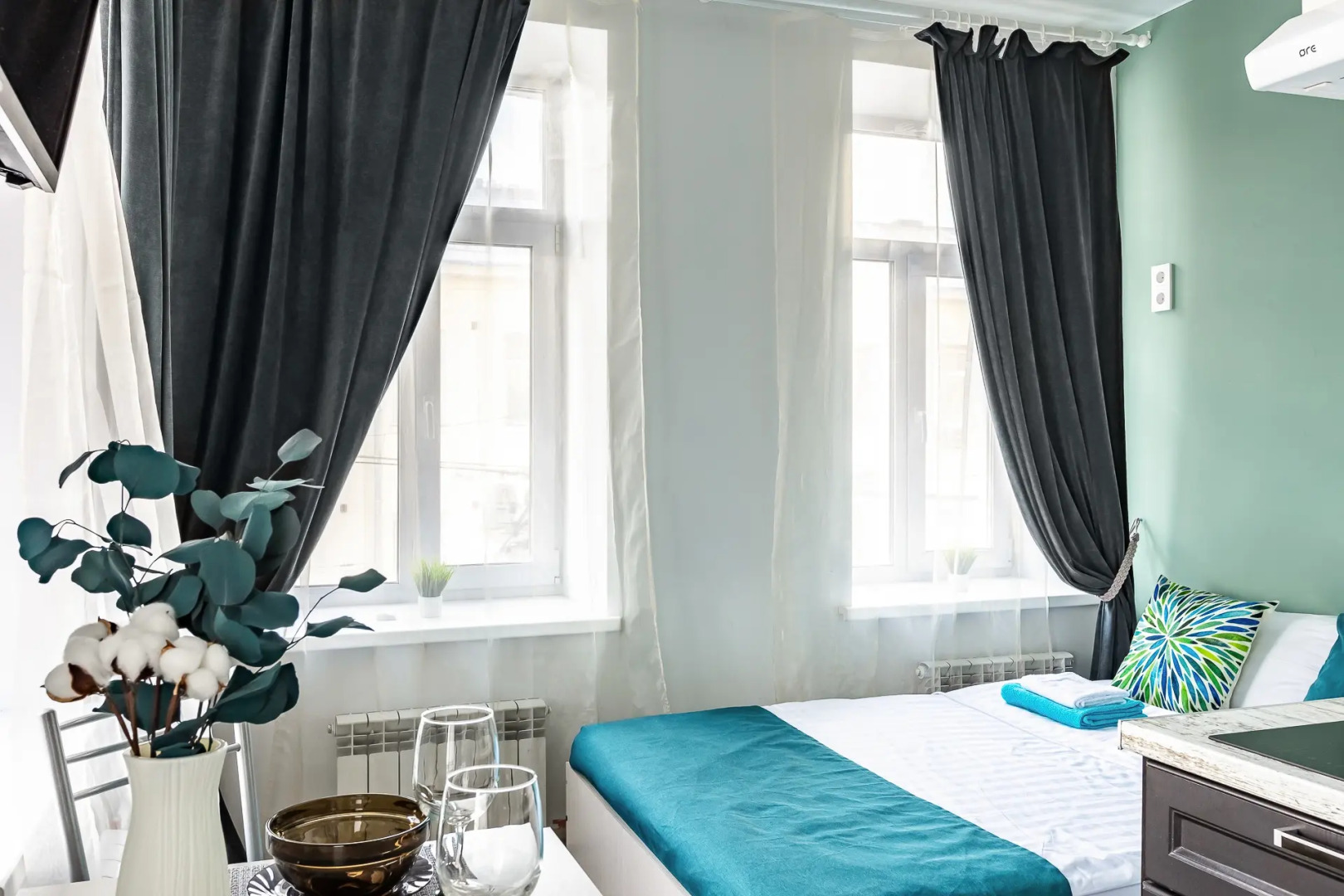 Апартаменты Уютная студия у метро Красносельская