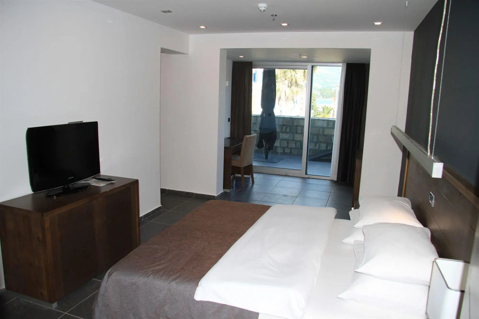 Курортный отель Avala Villas