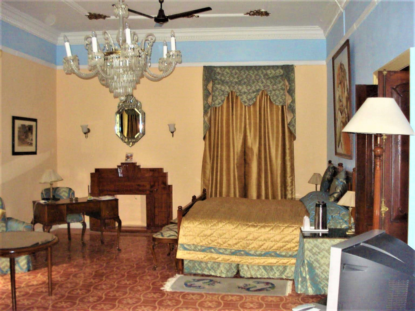 Отель WelcomHeritage Taragarh Palace