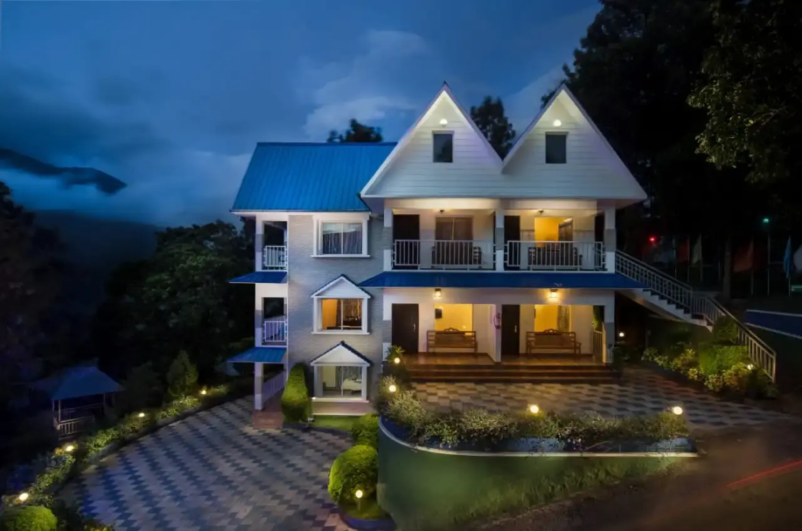 Отель Camellia and Elettaria the Twin Resorts