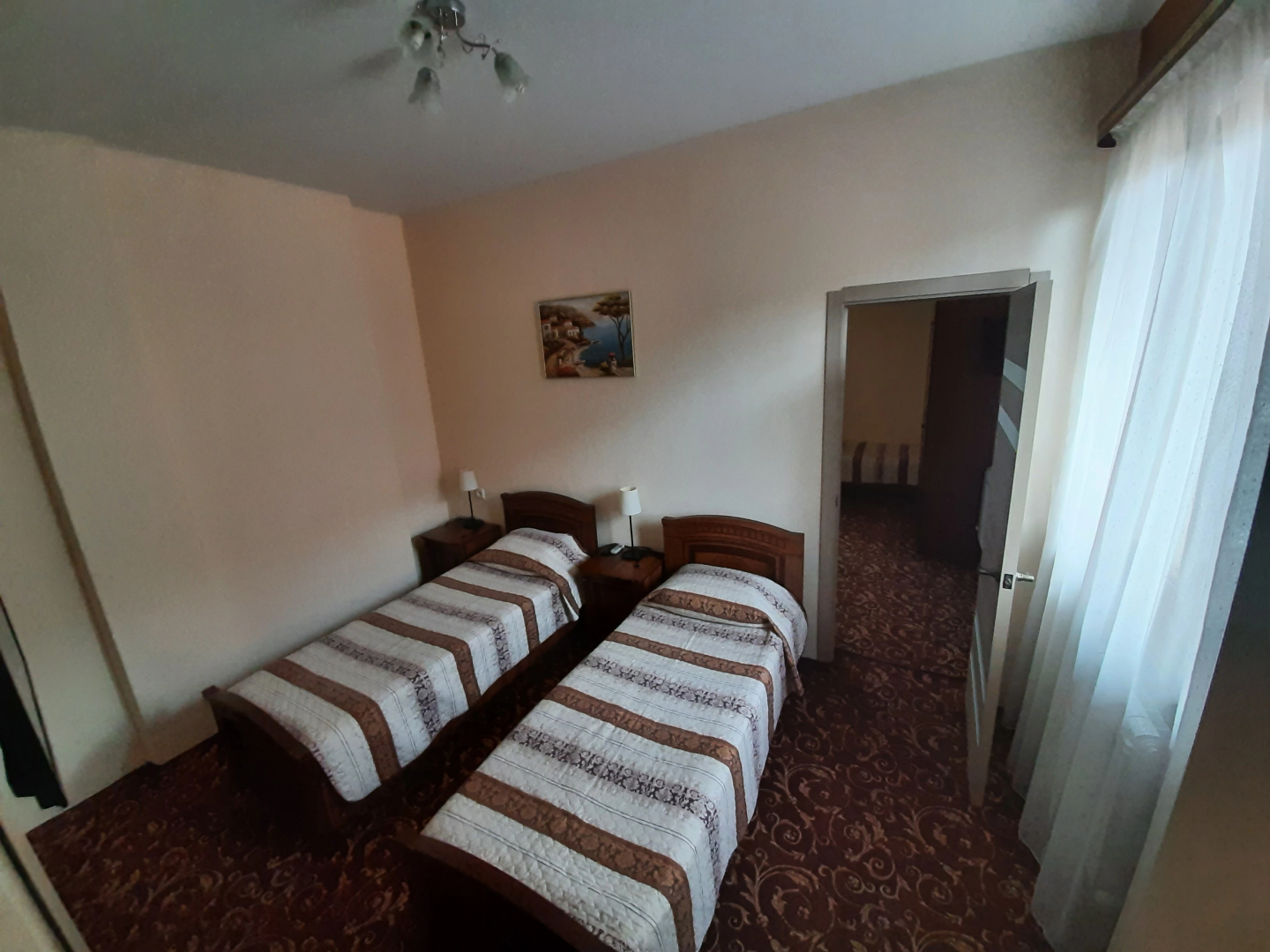 Меблированные комнаты Версаль