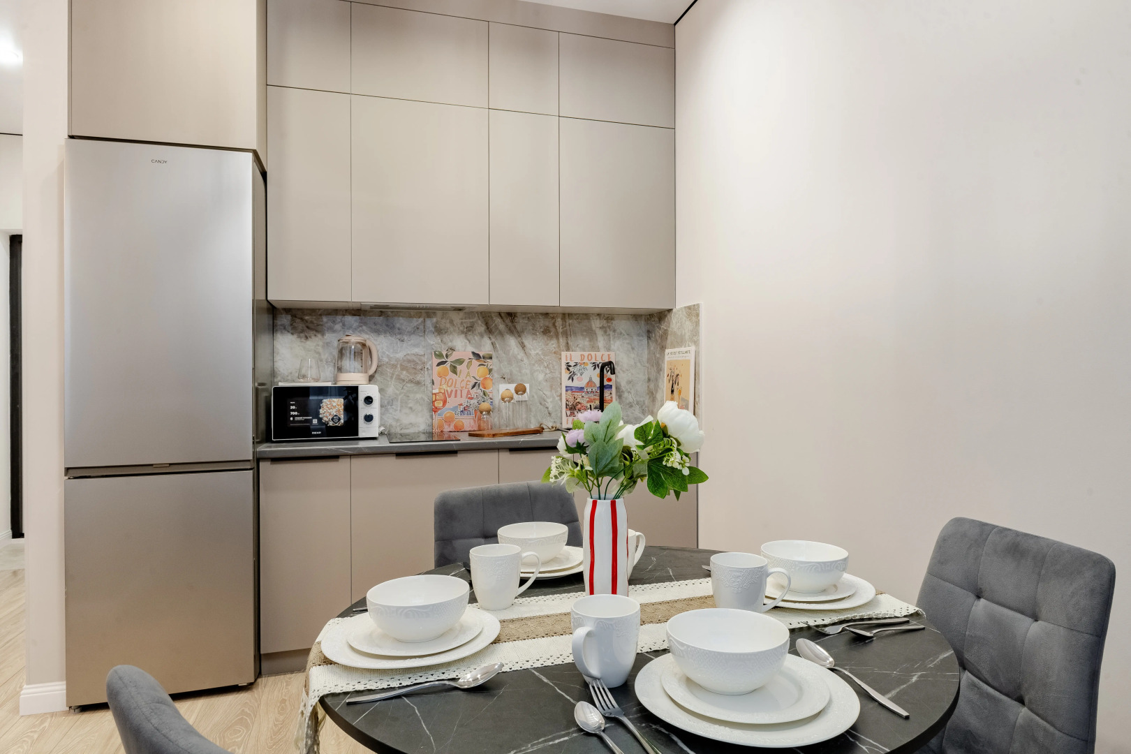 Апартаменты Arena Towers квартира с зеленью