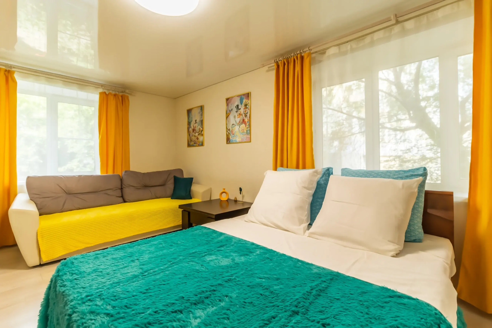 Апартаменты Новиков Дворик на Свердловском проспекте 48