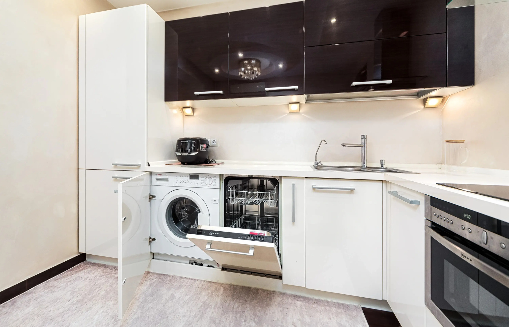 Апартаменты Уютная квартира на Миклухо-Маклая