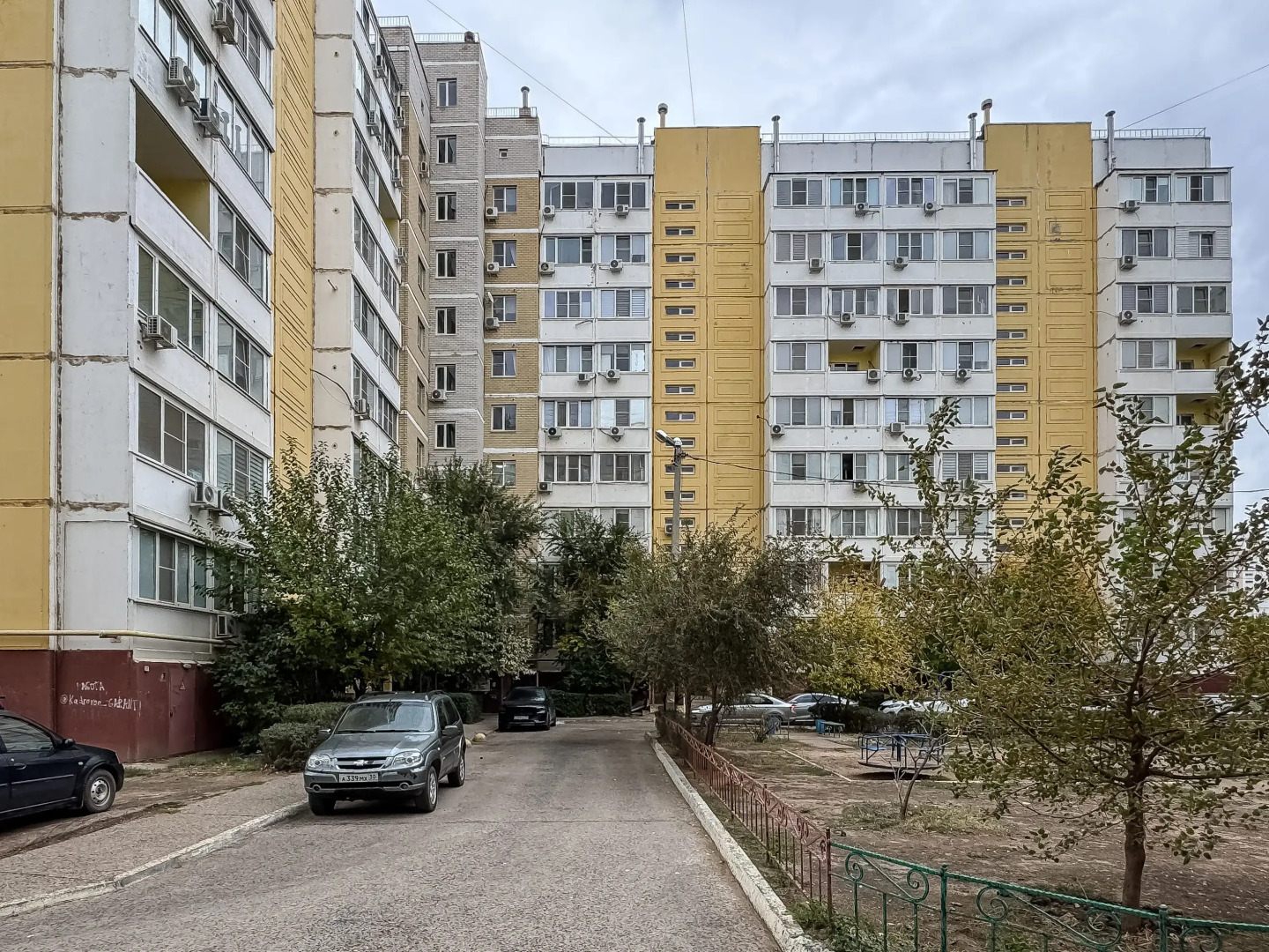 Квартира Green Fox 3-комнатная. 15 минут до центра