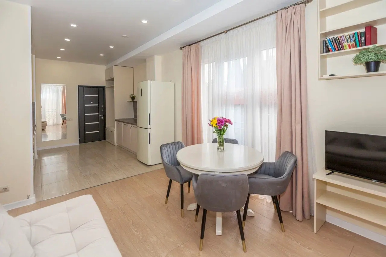 Апартаменты Morerooms в ЖК Мадагаскар