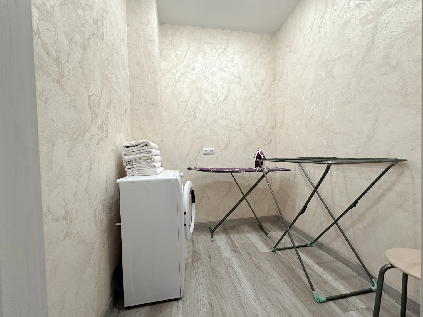 Квартира Трехкомнатная Оптимистов 9