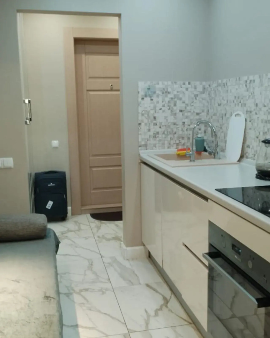 Квартира Студия, Запарина 111