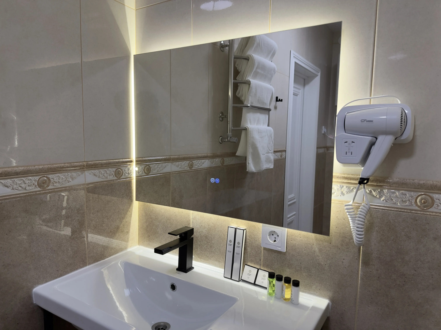 Отель Sintem Premium