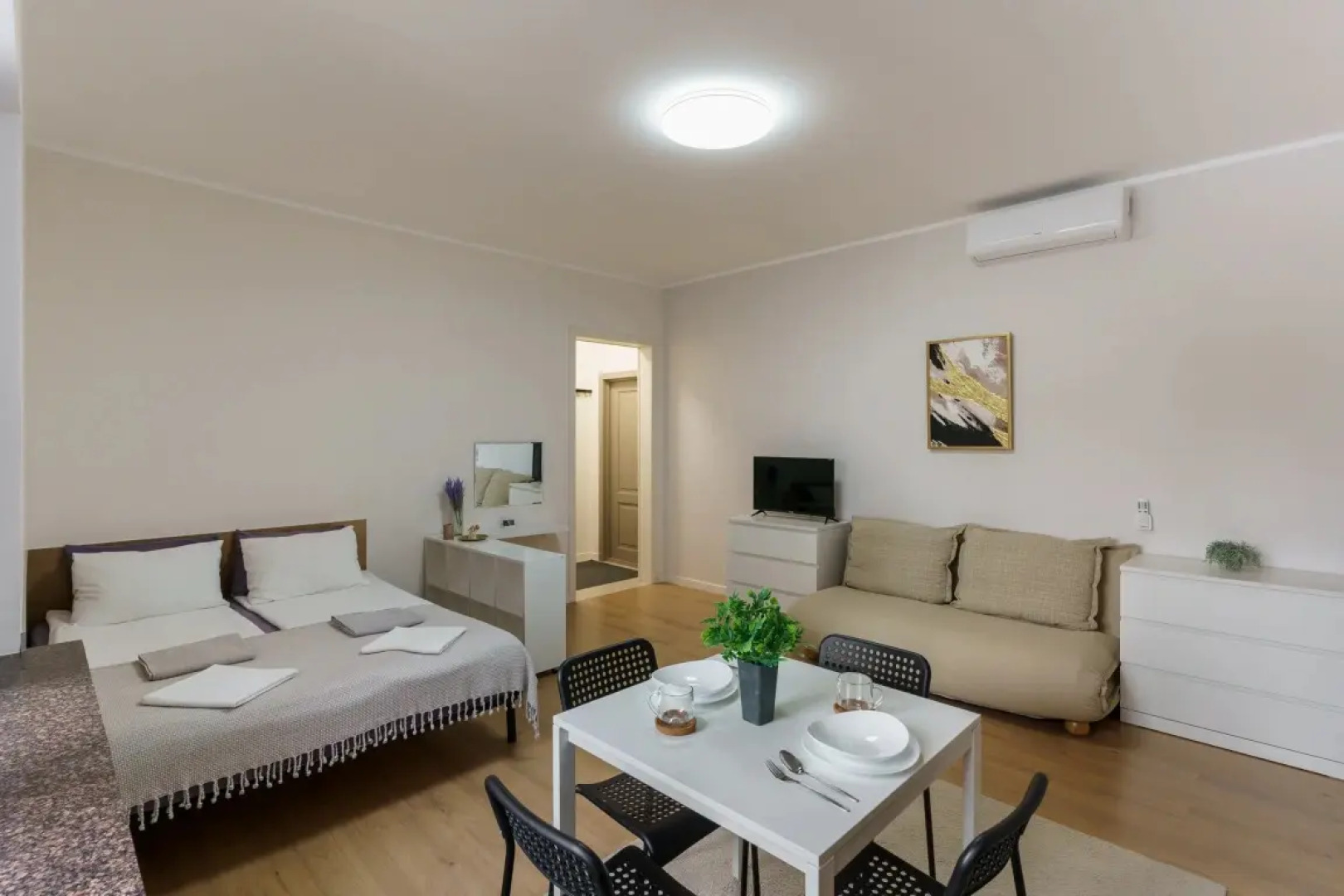 Апартаменты FiftyFifty в Тюмени