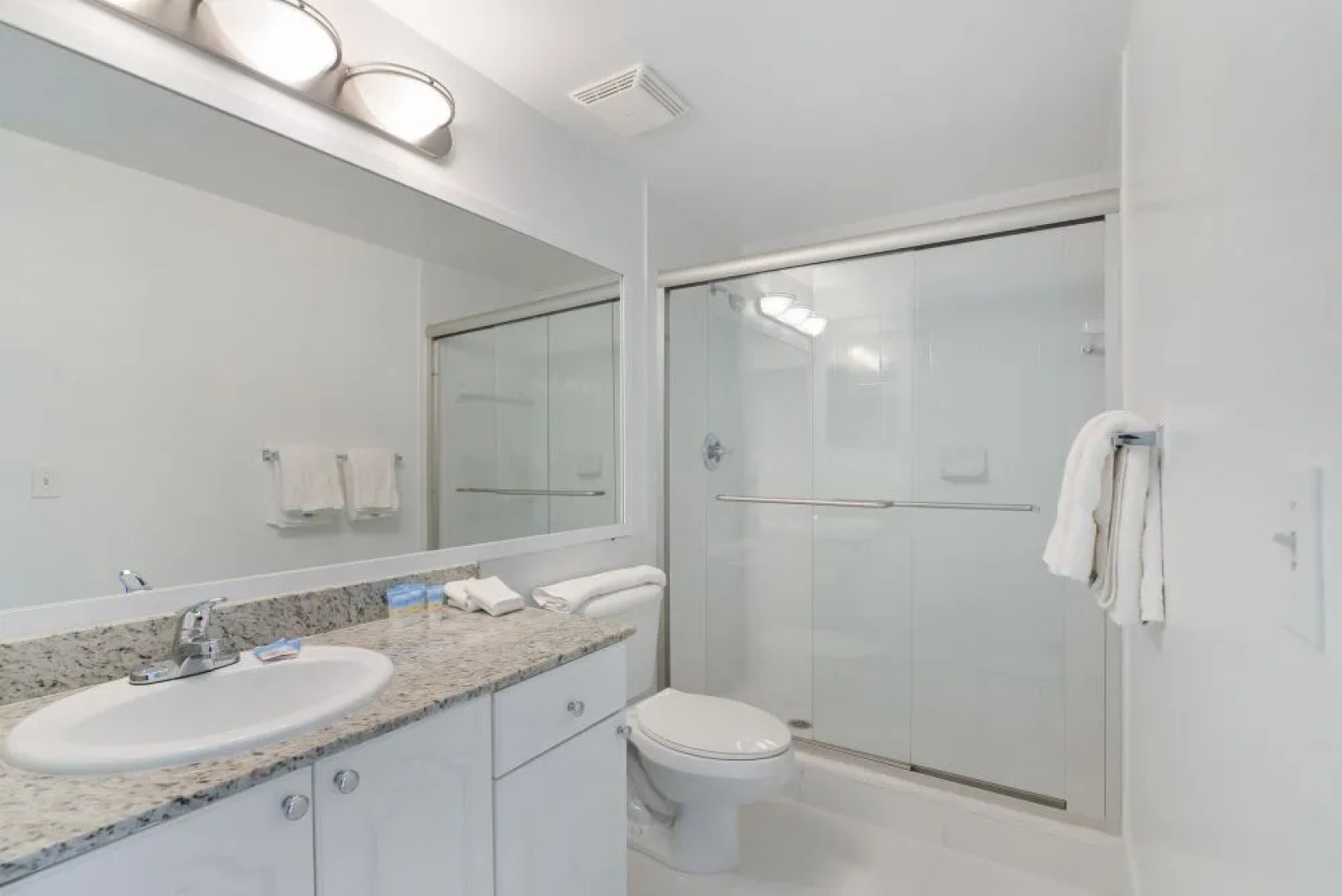 Апарт-отель Pet Friendly Condos in Sunny Isles