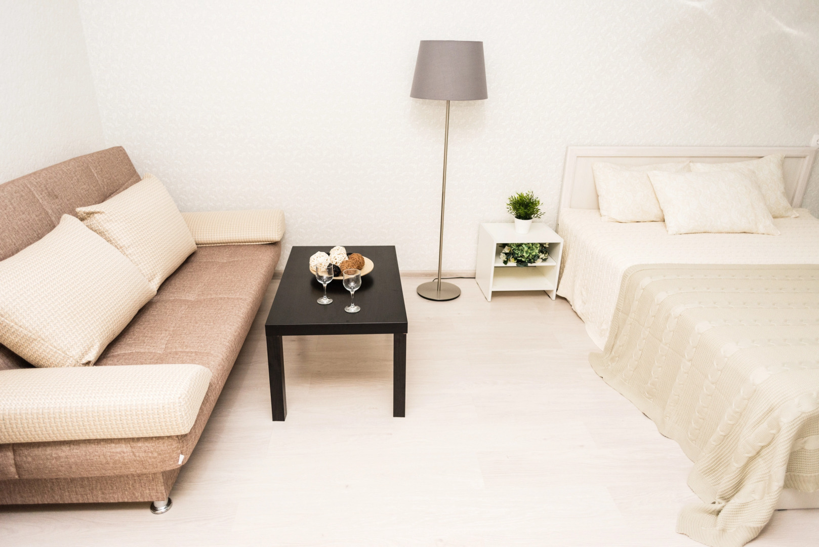 Трёхкомнатные  Апартаменты Stepanenkov для 8 гостей на Сурикова 2