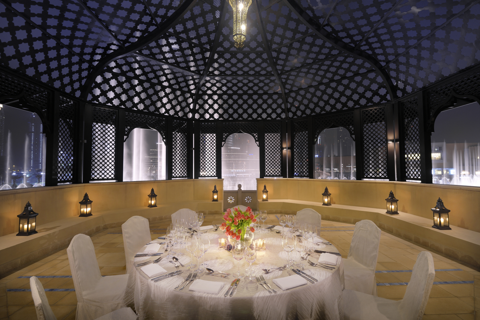 Отель Palace Downtown