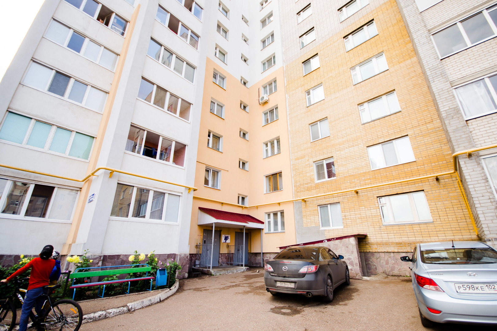 Апартаменты Квартирный Вопрос на Строителей 8