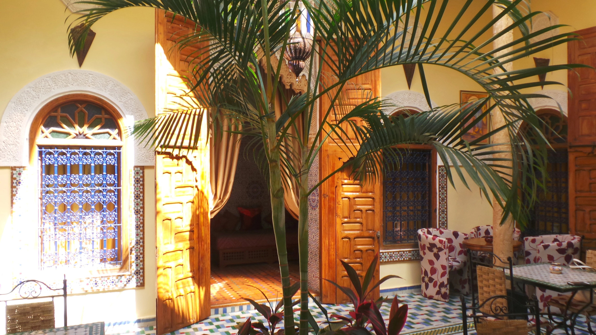 Отель Riad Darzouhour