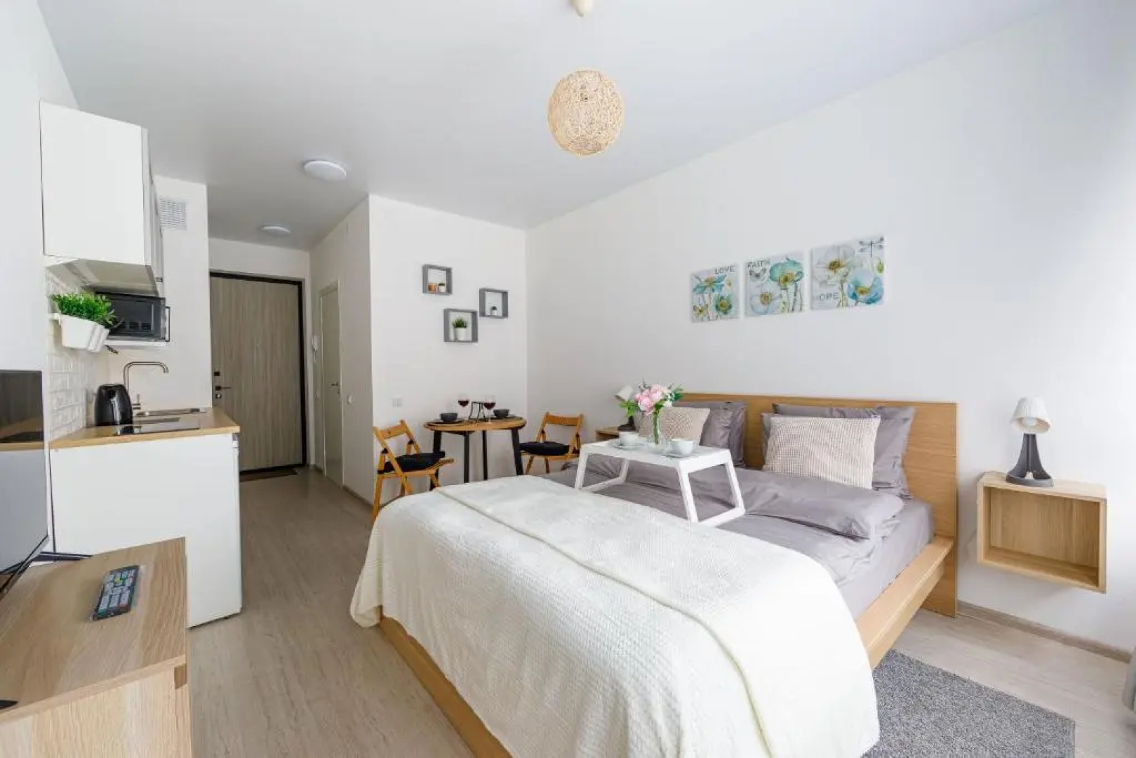 Апартаменты Dayker City Apartments на Шауамяна 20