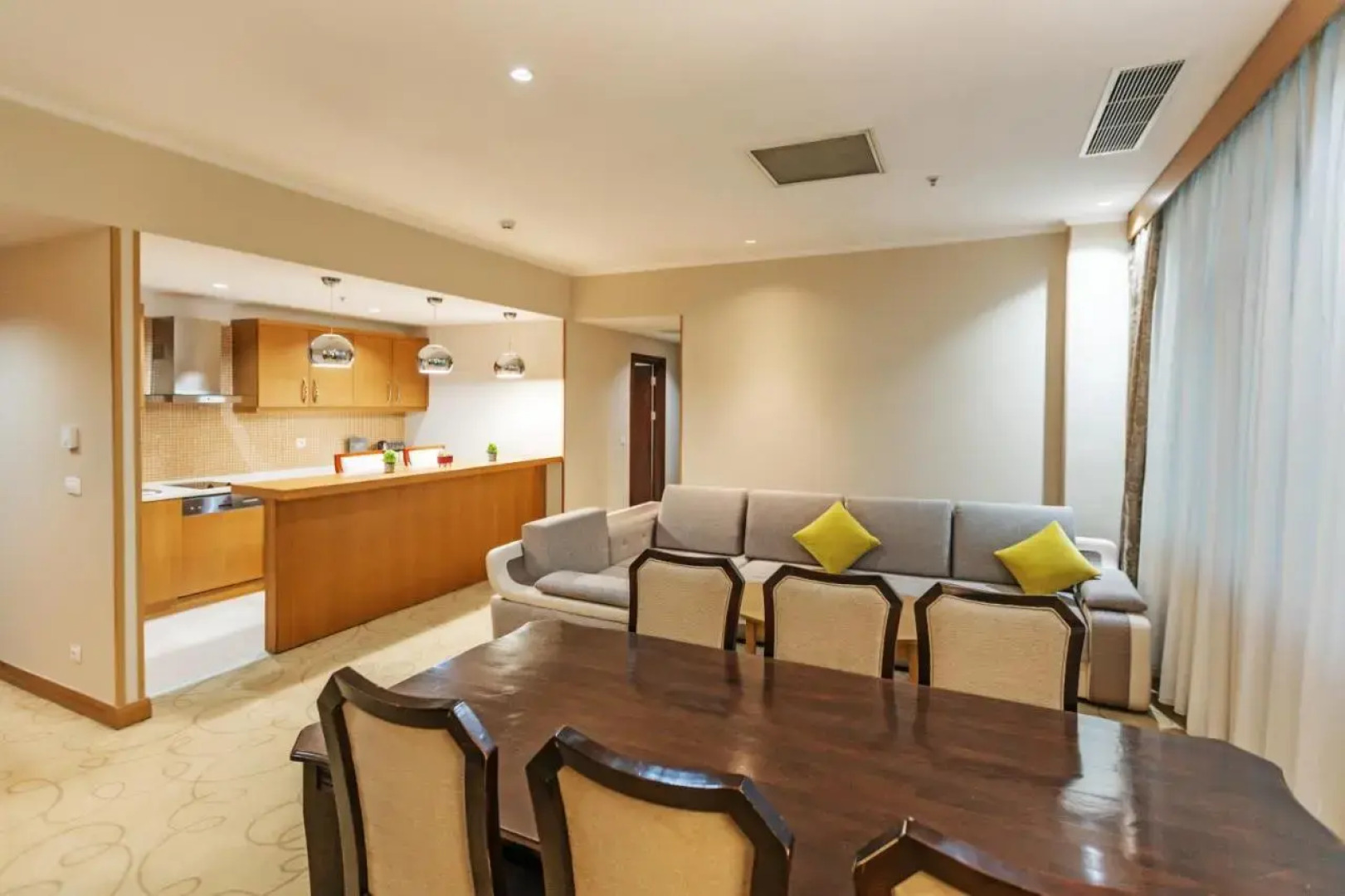 Отель Dedeman Oskemen