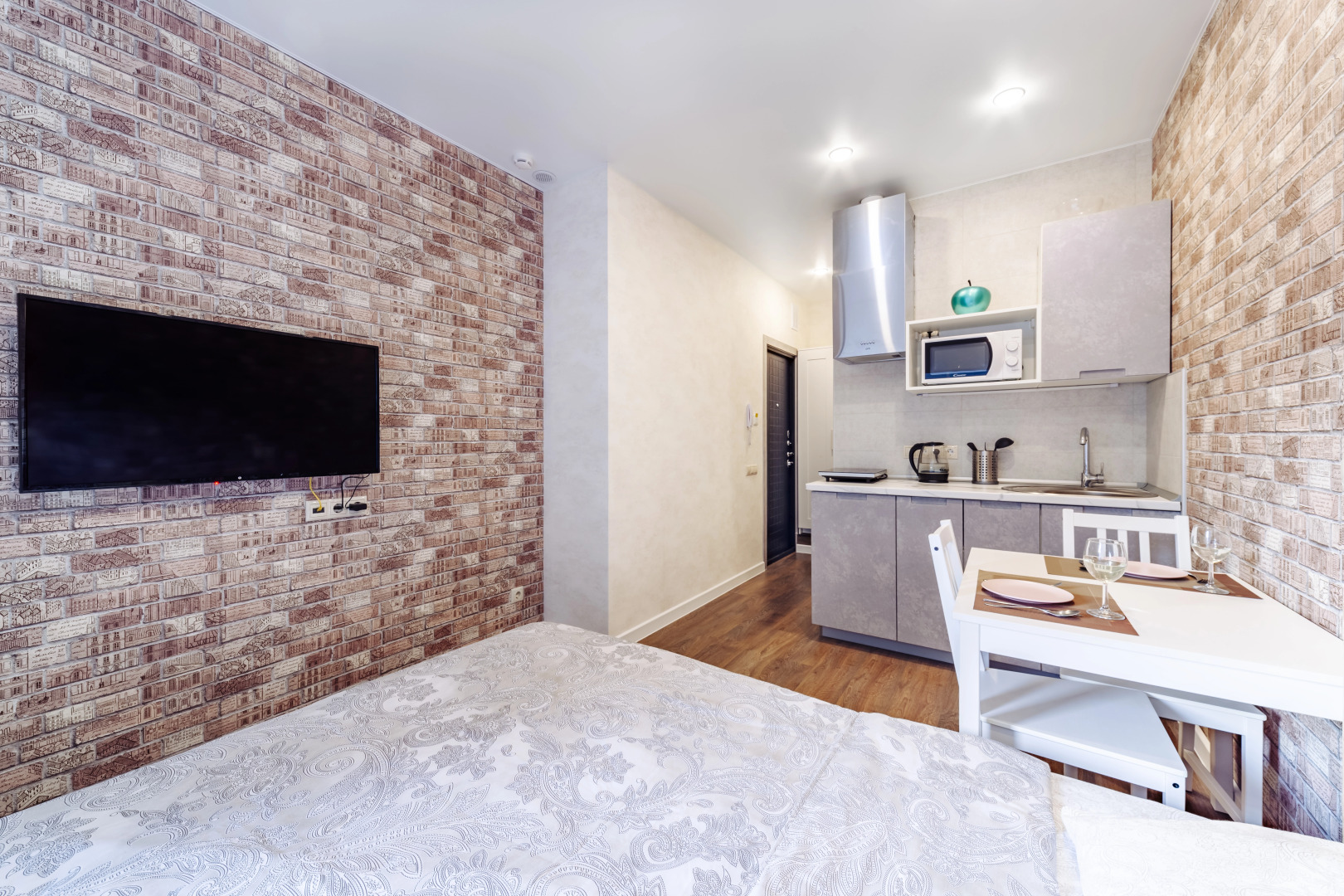 Апартаменты UyutnoEKB ЖК Радиус