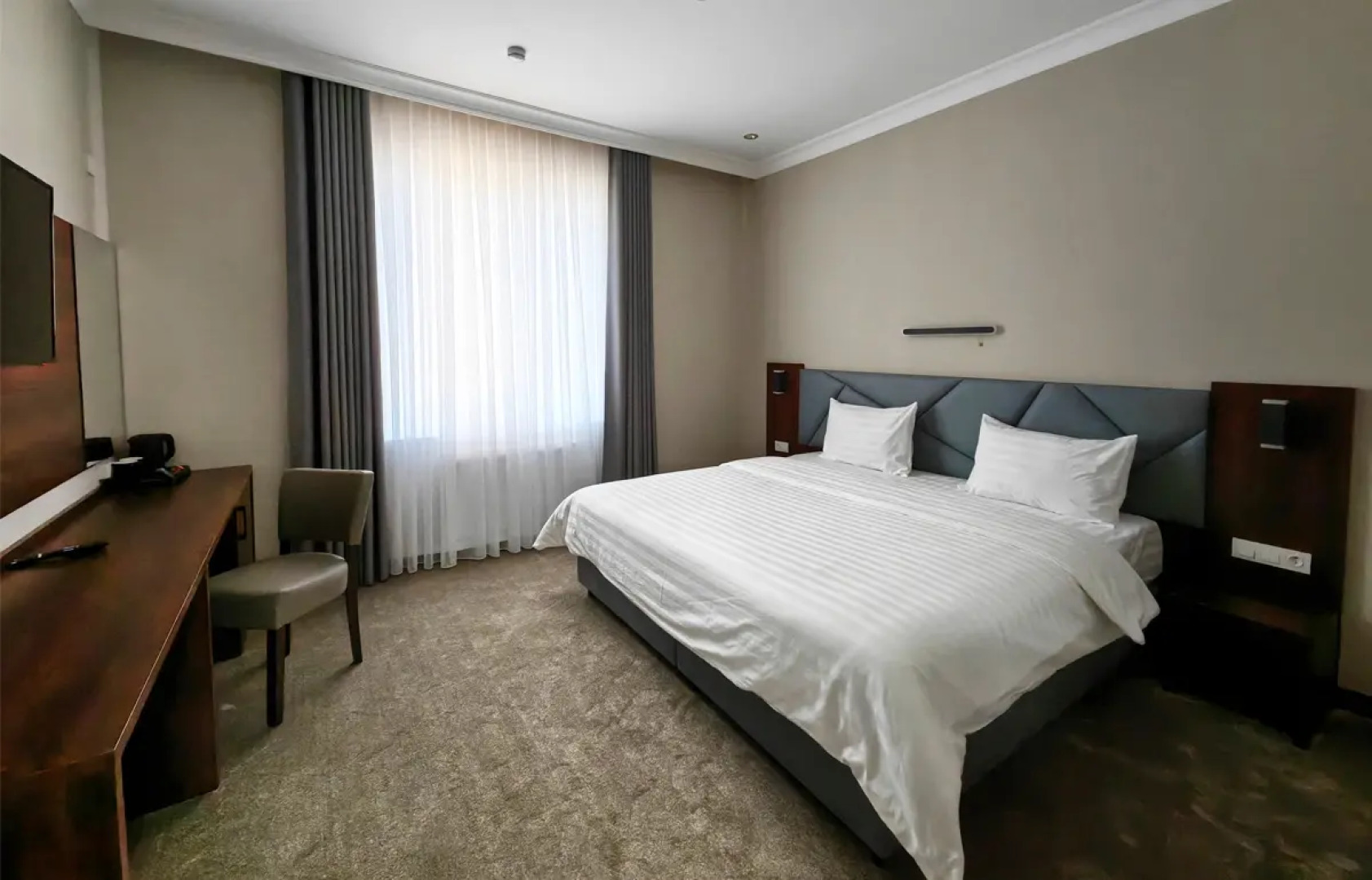 Отель Reikartz Qarshi