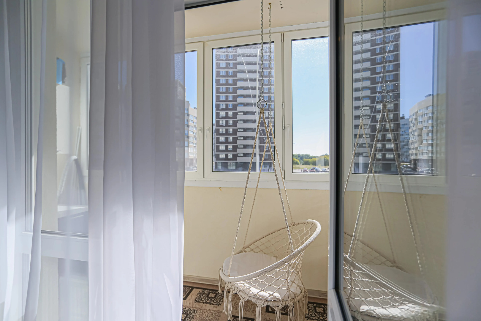 Апартаменты SanSet на Маршала Баграмяна 4