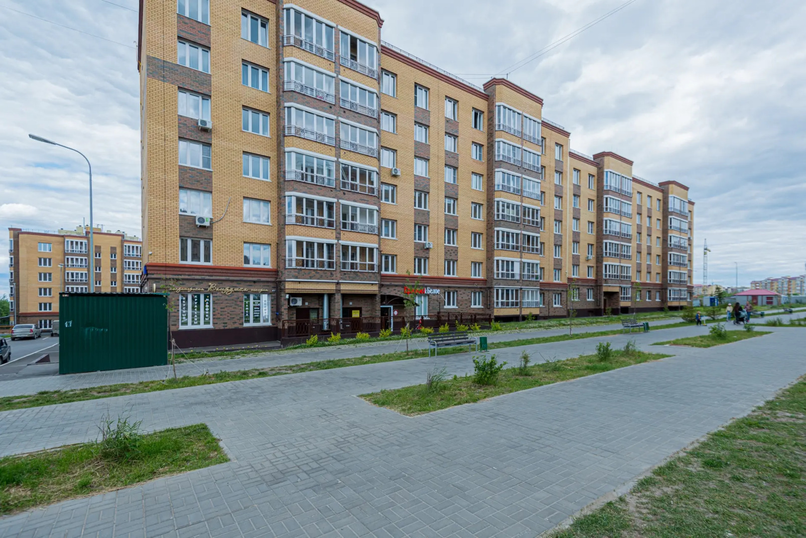 Квартира 1-к в новом мкр. на Новогородской 15 от RentAp, 4 сп.места