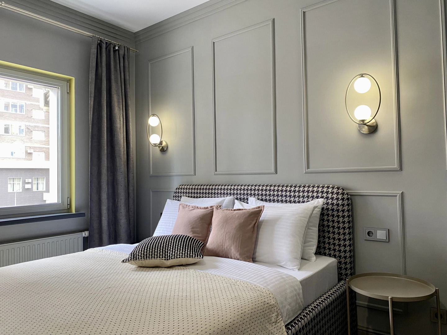 Апартаменты UzorApart Дизайнерская квартира на набережной, один шаг до моря