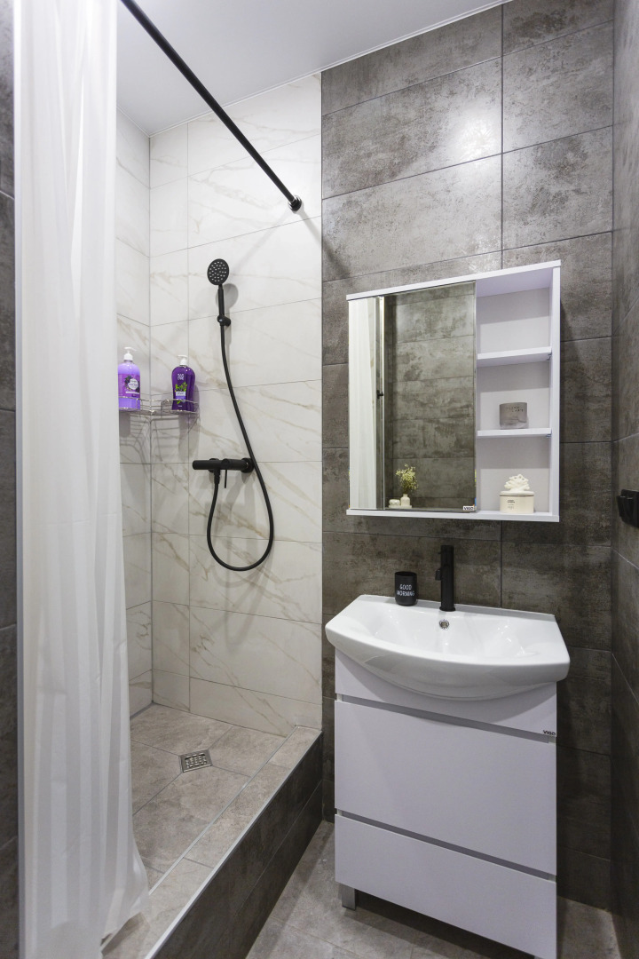 Апартаменты четырехместные на Рябиновой 1