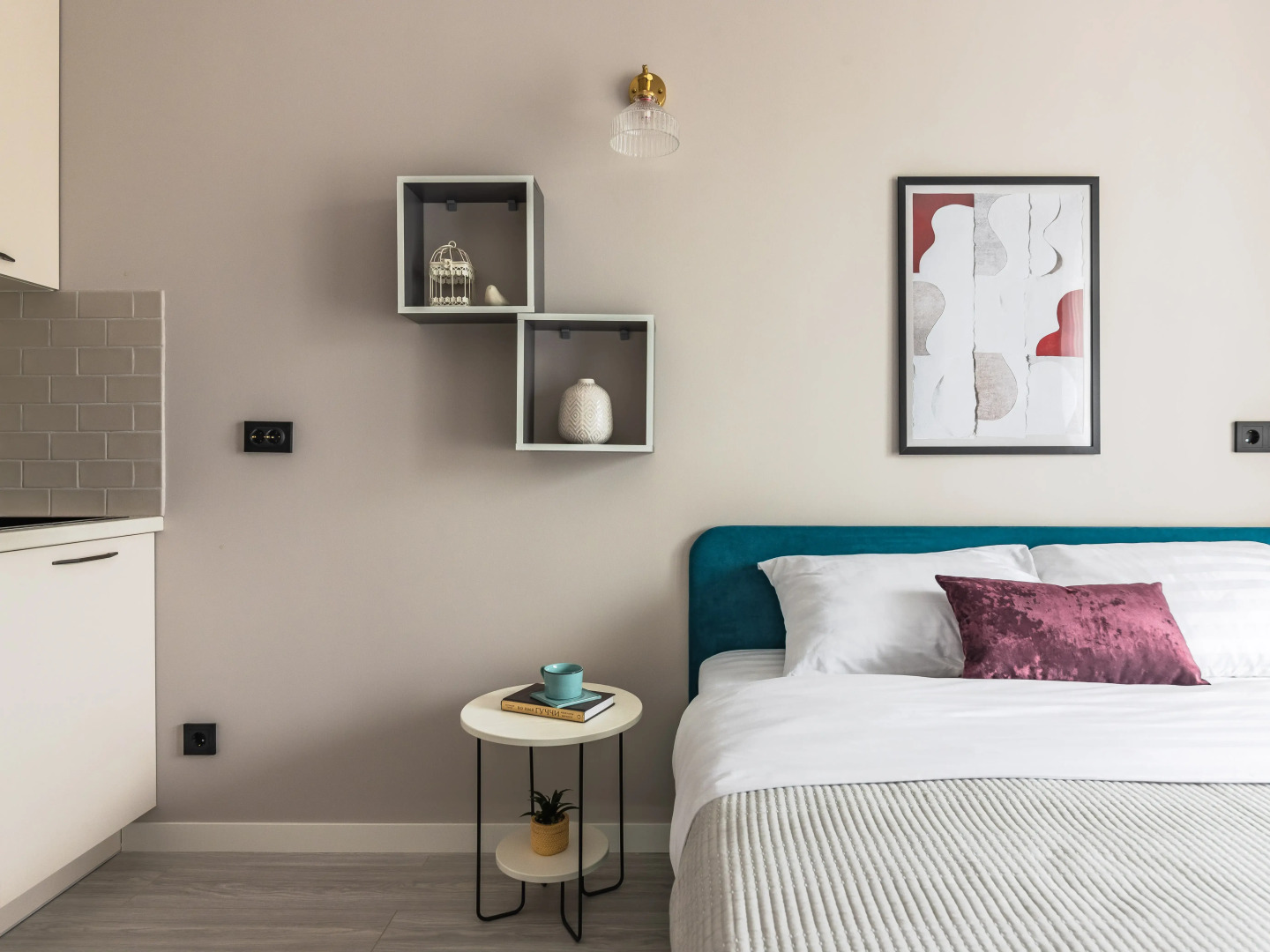 Апартаменты Aquamarine Resort в доме с бассейном в Сестрорецке