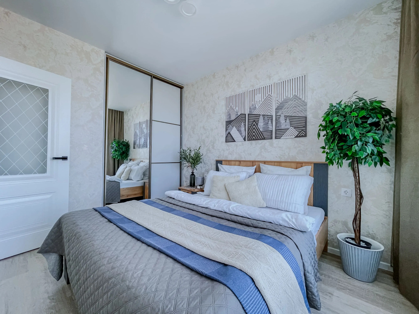 Квартира Green FOX двухкомнатная в элитном ЖК Атмосфера