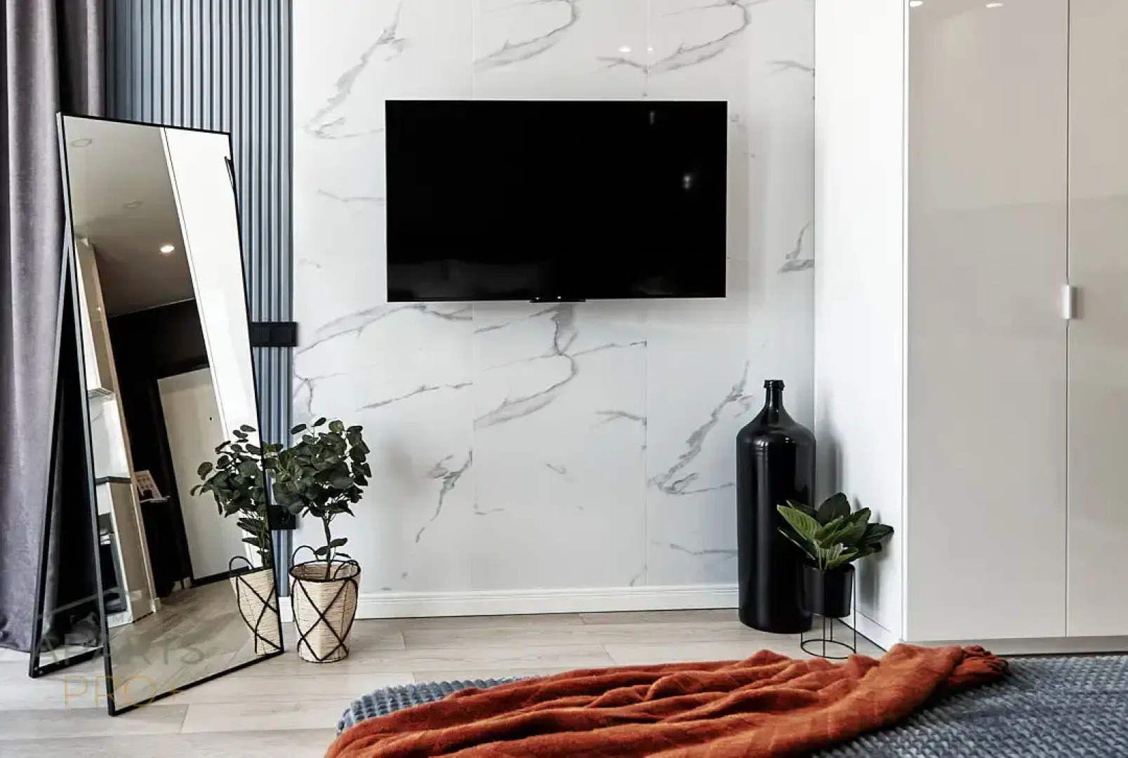 Квартира Aparts Pro Стильная видовая студия у Волги в ЖК Галактика на 12 этаже